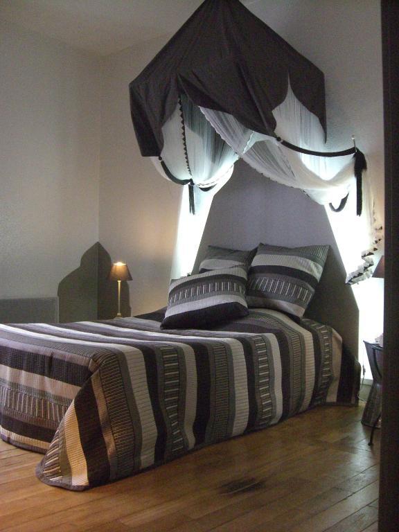 Hotel Archange Orléans Cameră foto